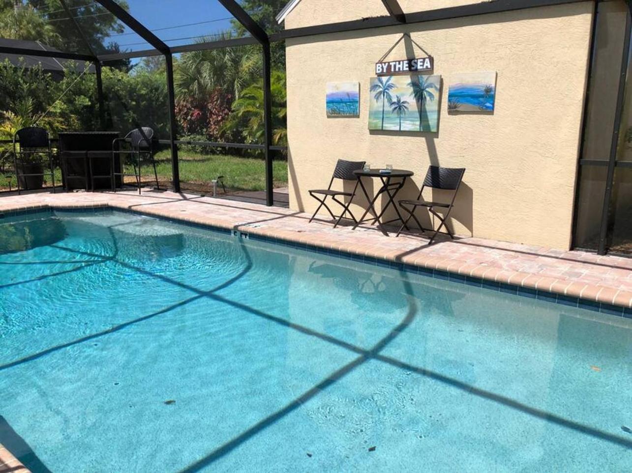 Great Shape After Milton-Pool Home Wows! Po Venice Esterno foto